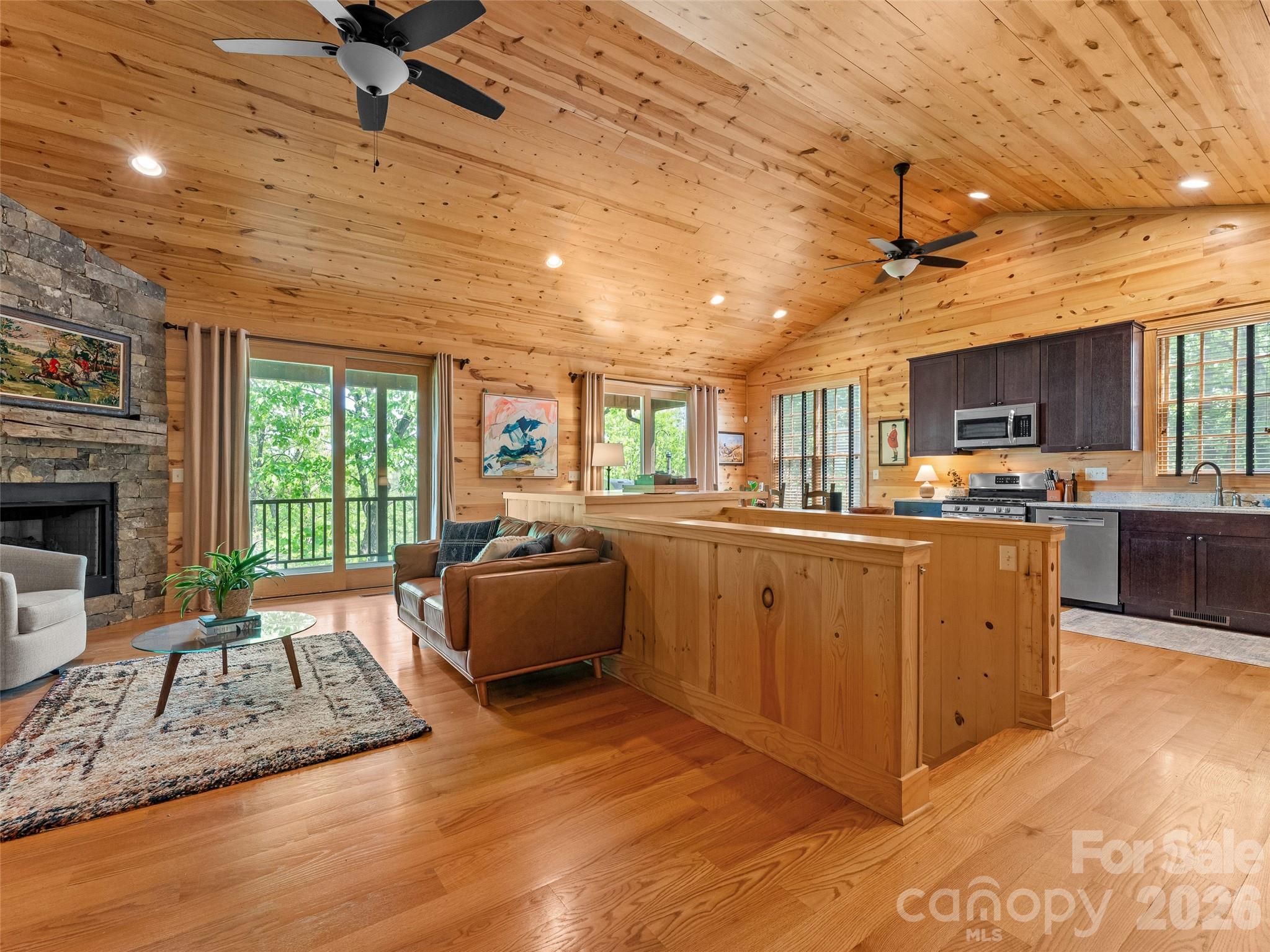 Laurel Mountain - Residential