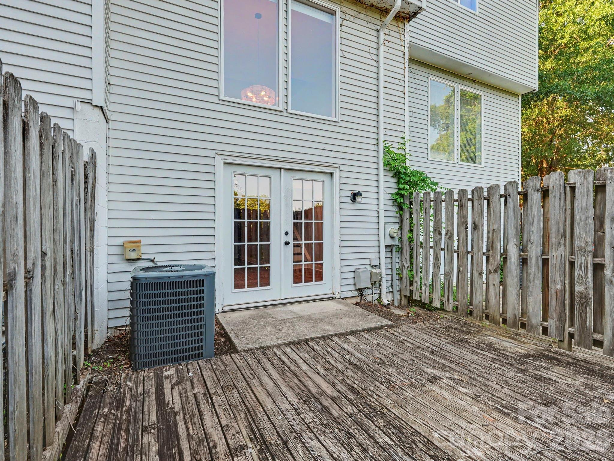 Waterford Townhomes - Residential