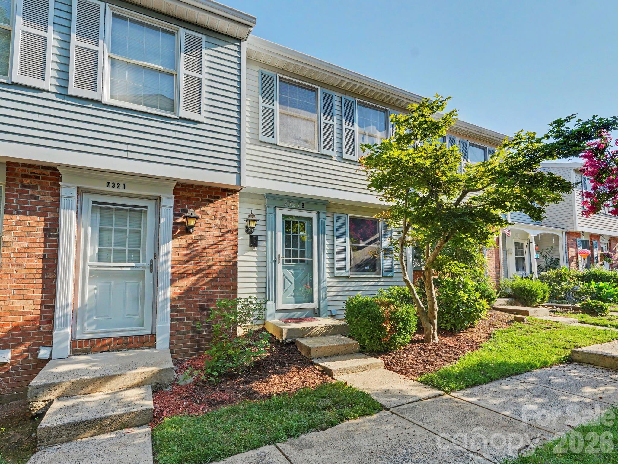 Waterford Townhomes - Residential