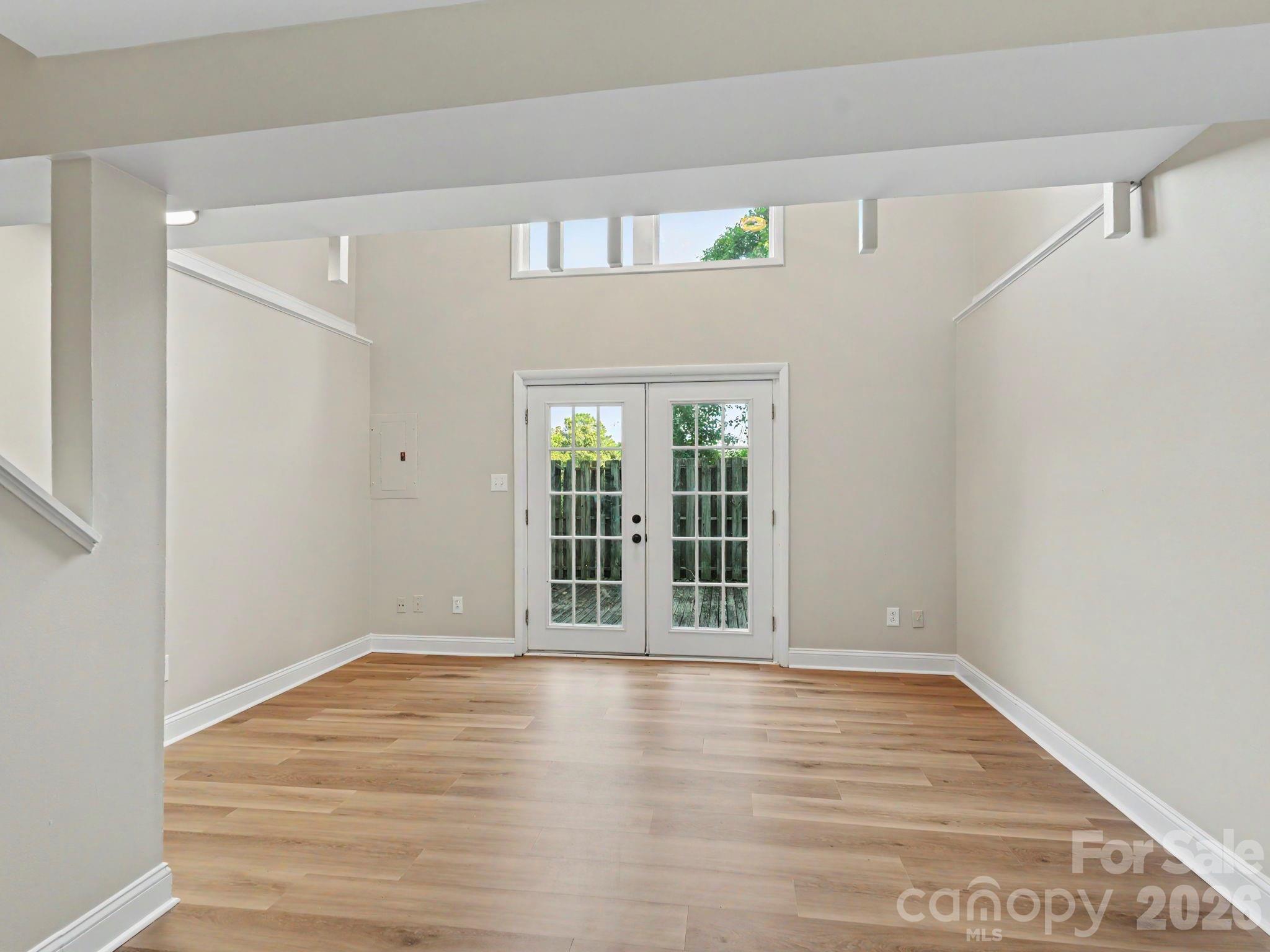 Waterford Townhomes - Residential