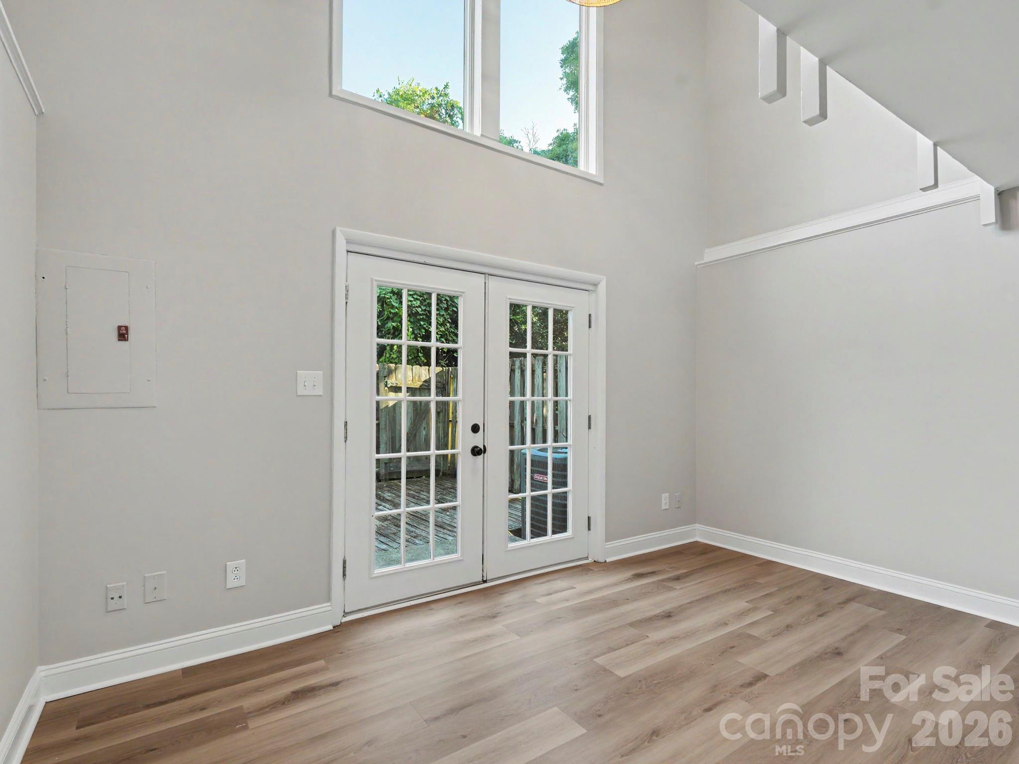 Waterford Townhomes - Residential
