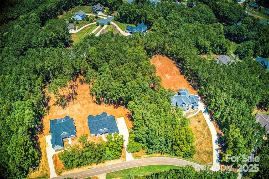 Woodleaf - Land
