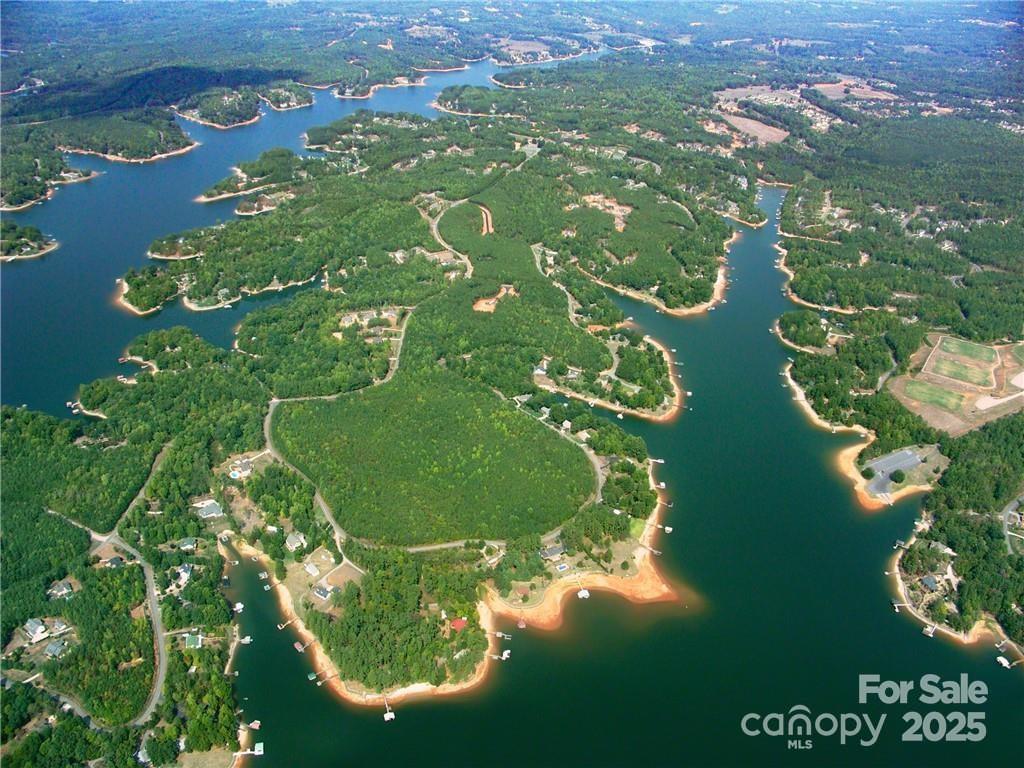Woodleaf - Land