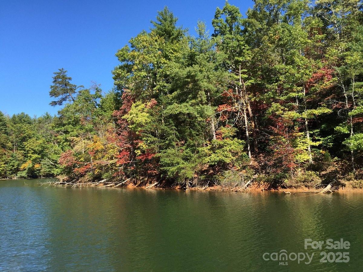 Dry Creek - Land