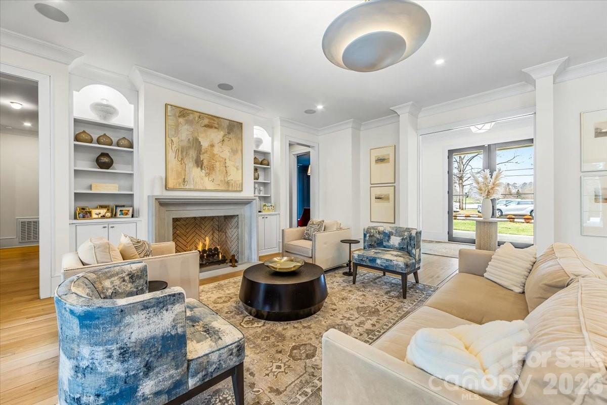 Myers Park - Residential