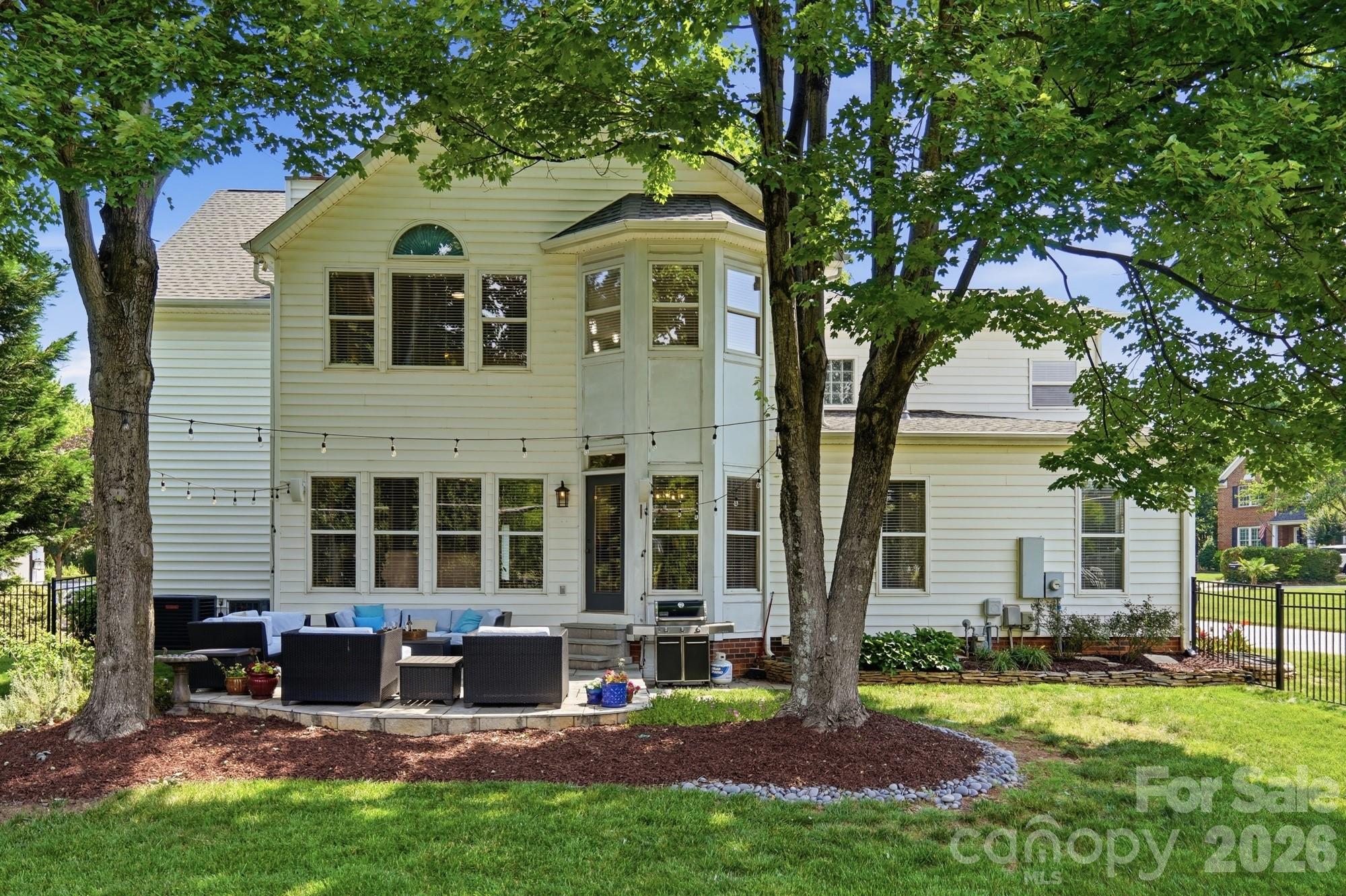 Crown Harbor - Residential