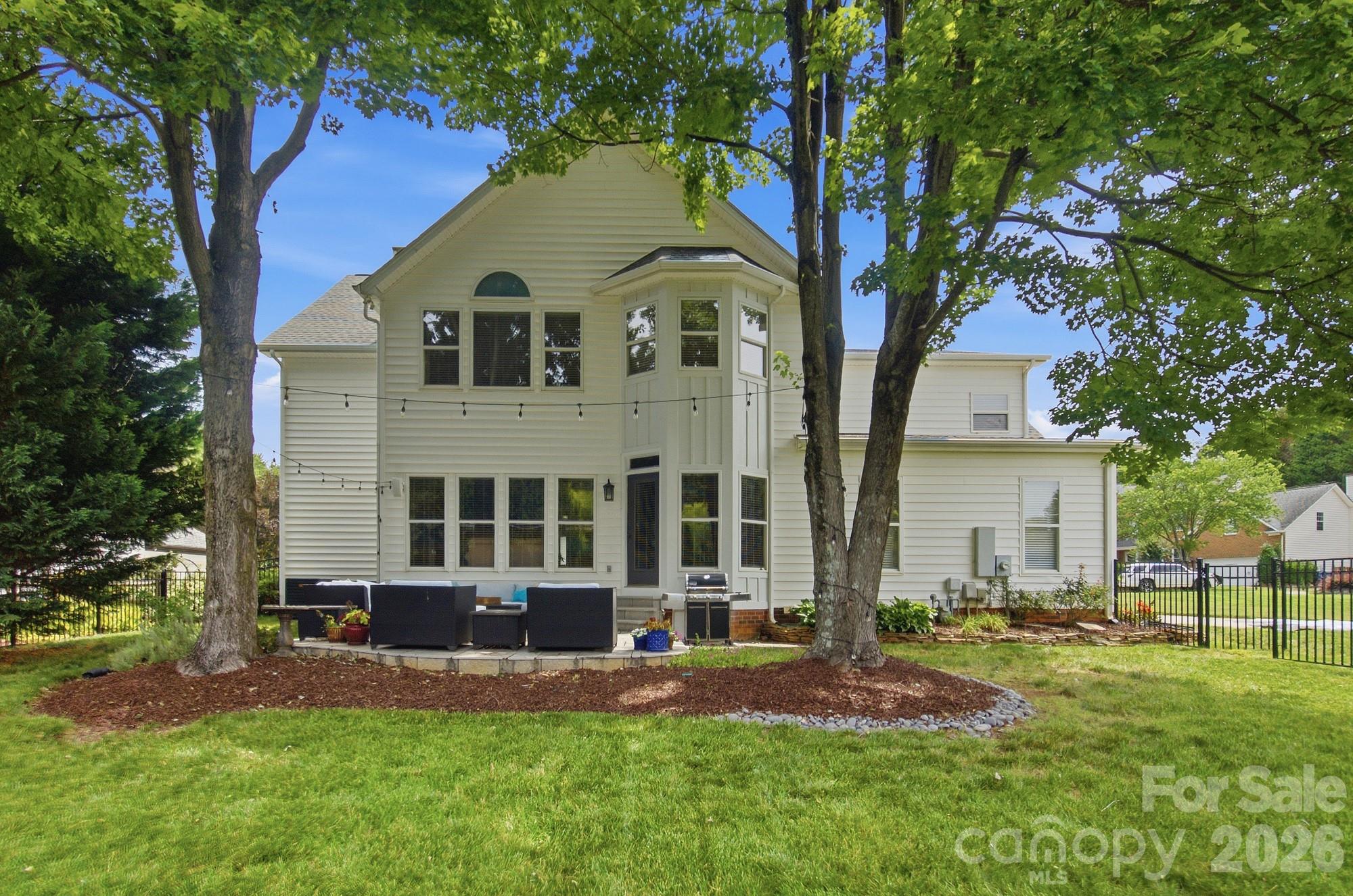 Crown Harbor - Residential
