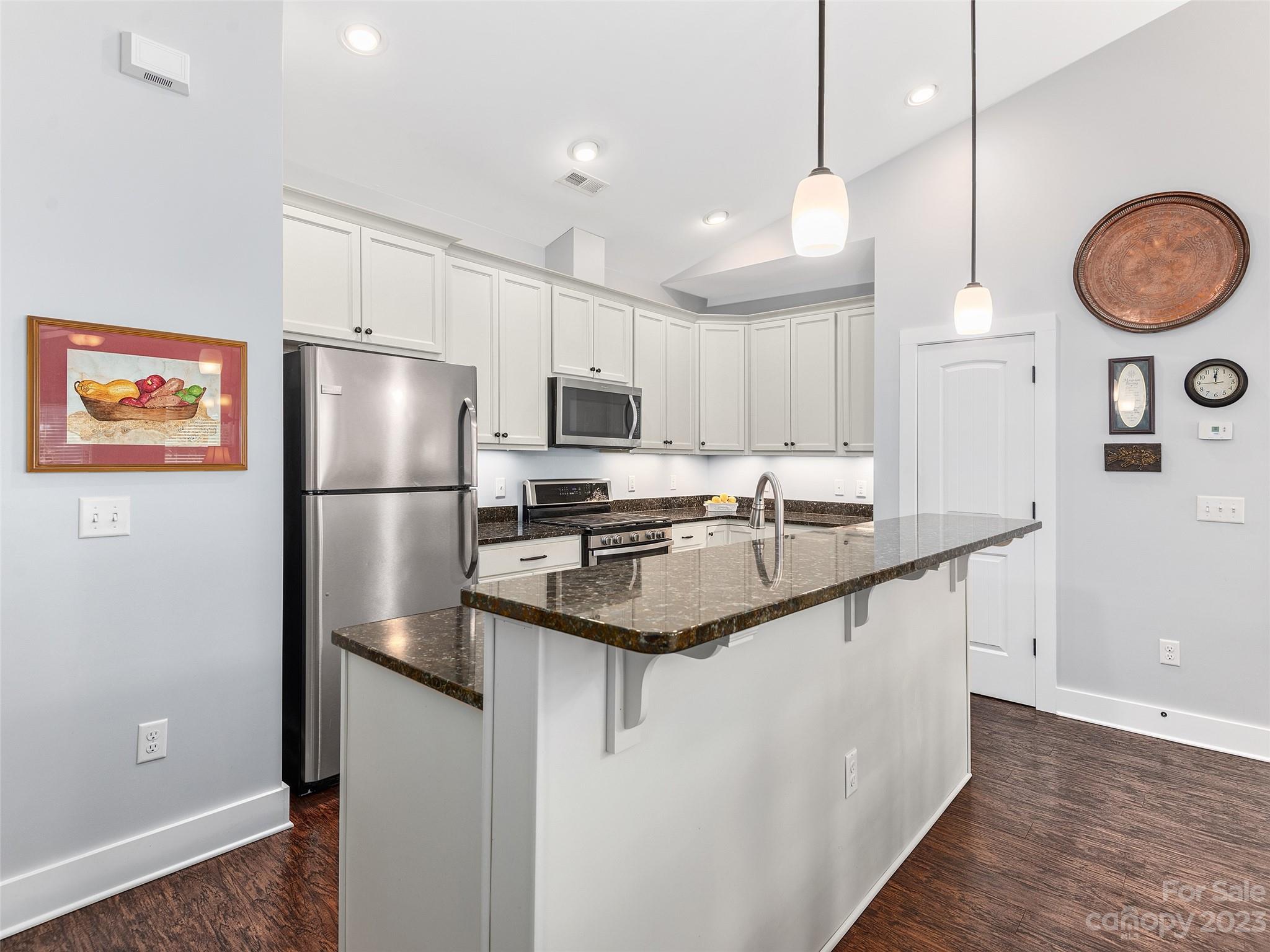 Creekside Village - Residential