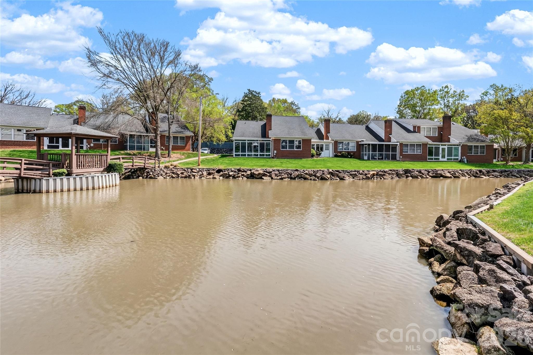 Twin Oaks - Residential