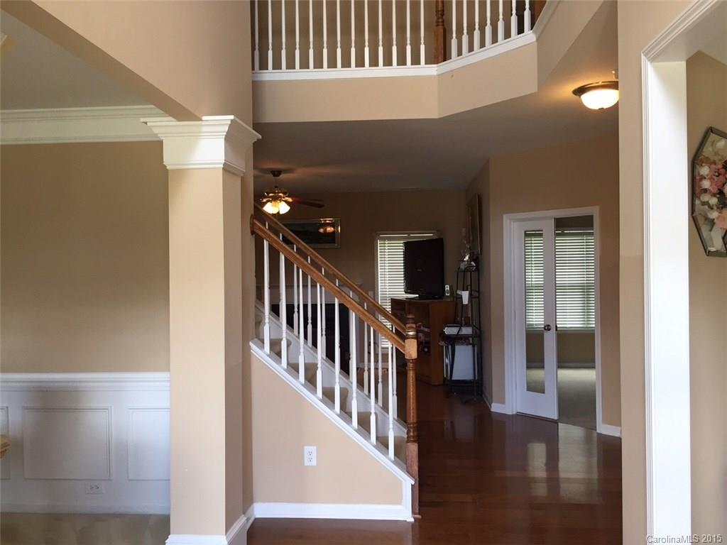 Five bedrooms. Very large owner suite & bath with soaking tub separate shower.His & her closet. 2ndry bedrooms are spacious. Spindle stair case. Formal living room & dining, Open eat in kitchen, Bonus room. Flex room- office or child's play area or bedroom. Over size garage. Neutral paint & carpet, Dual heating/Air system. Private backyard.  9' ceilings. Ample storage space. 42" kitchen cabinets, granite counter tops. Gas/Electric cook stove. 2 Story Foyer. Fannie Mae suggested price $257,500