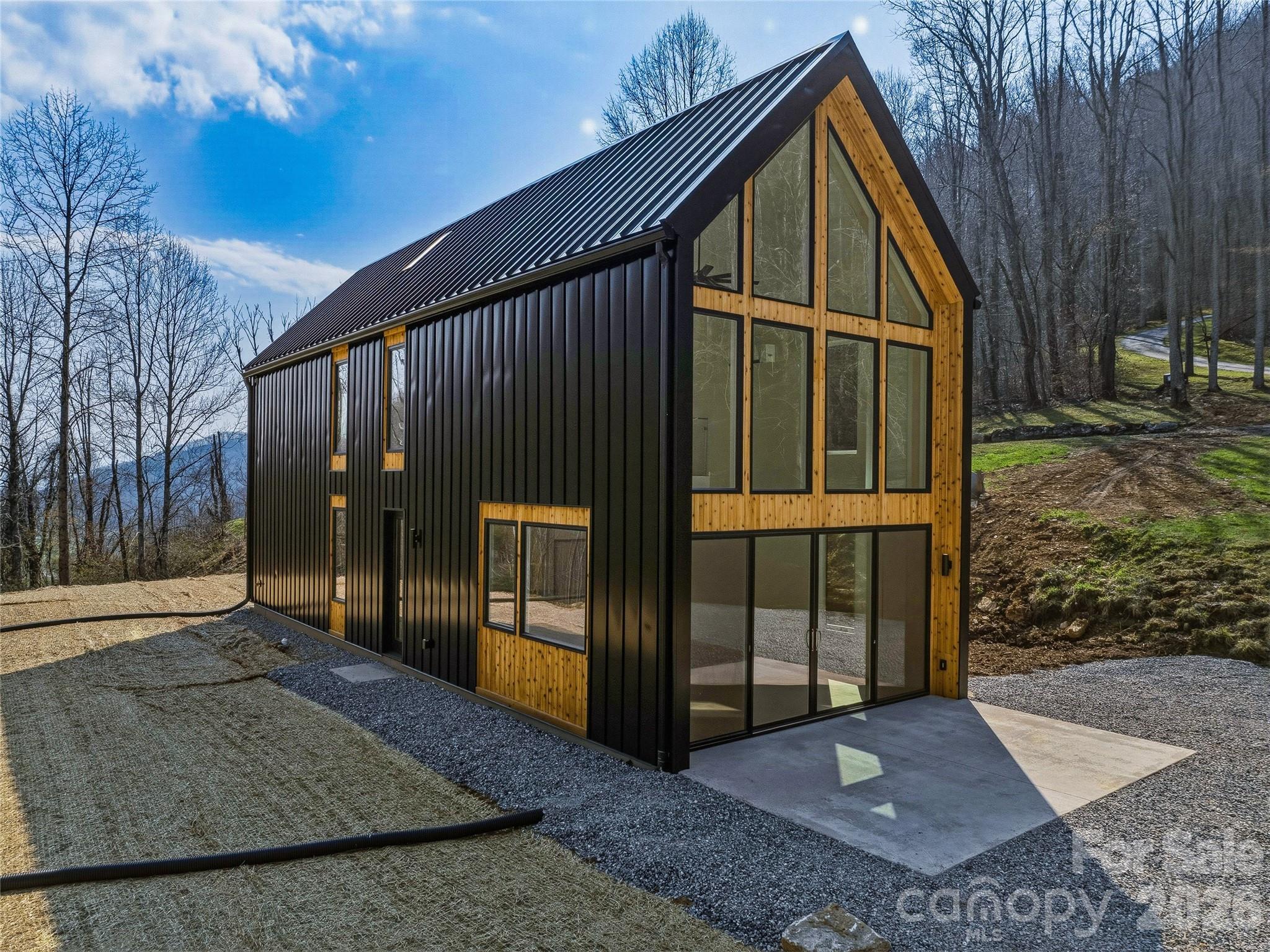 Whisper Mountain - Residential