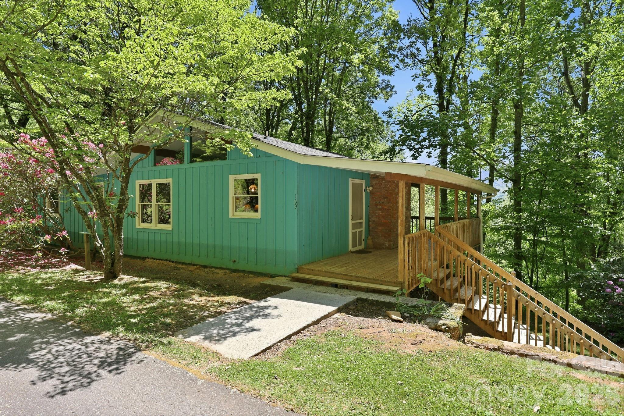 Dream Mountain - Residential