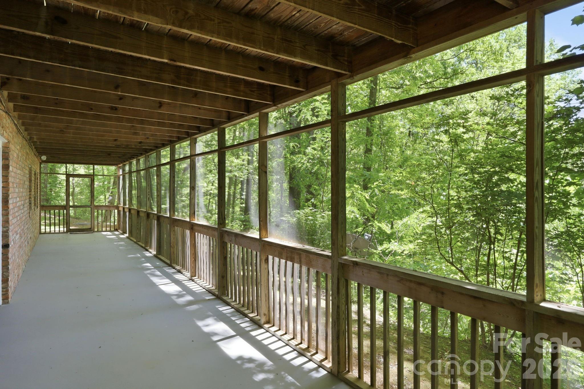 Dream Mountain - Residential