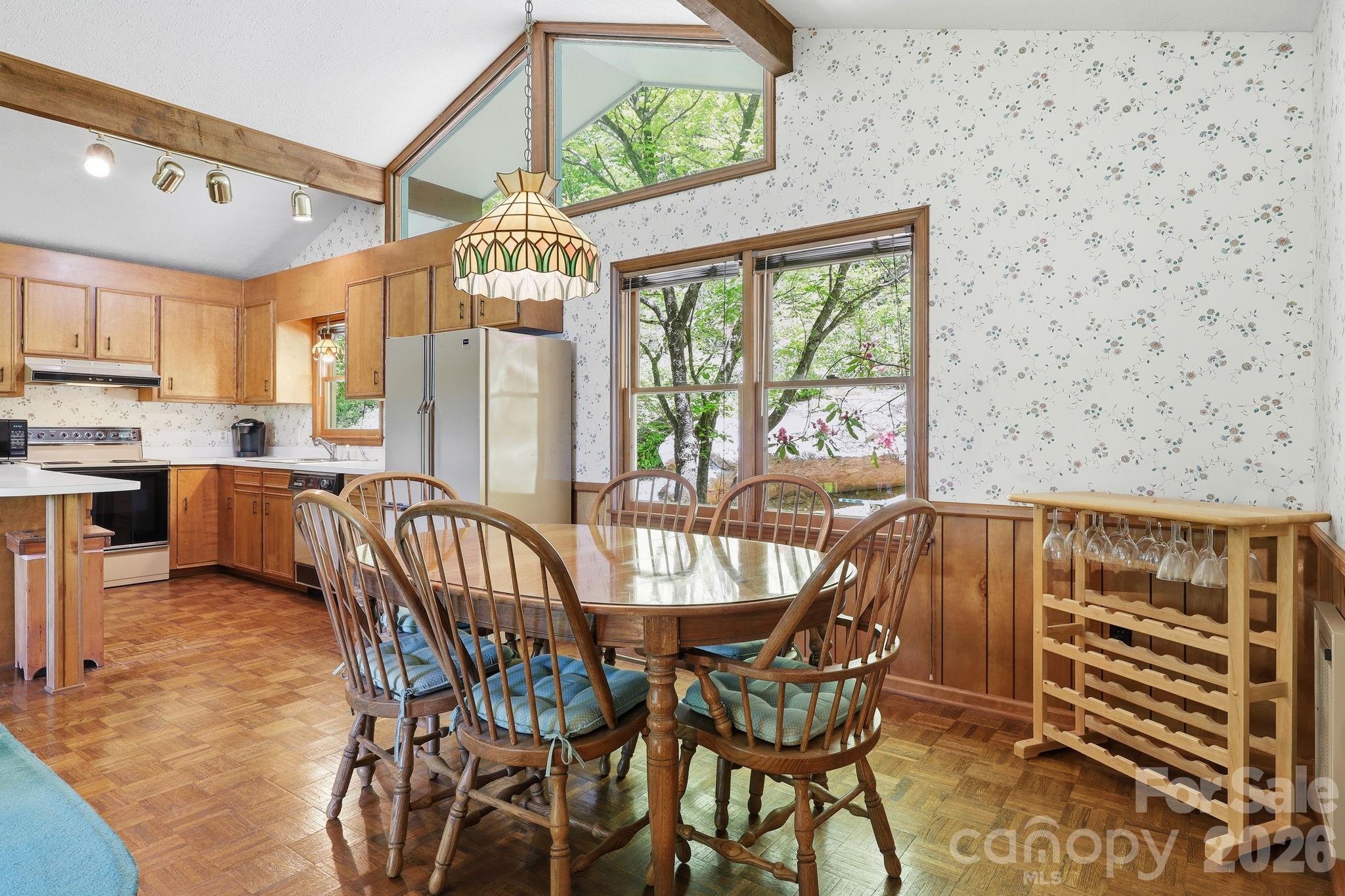 Dream Mountain - Residential