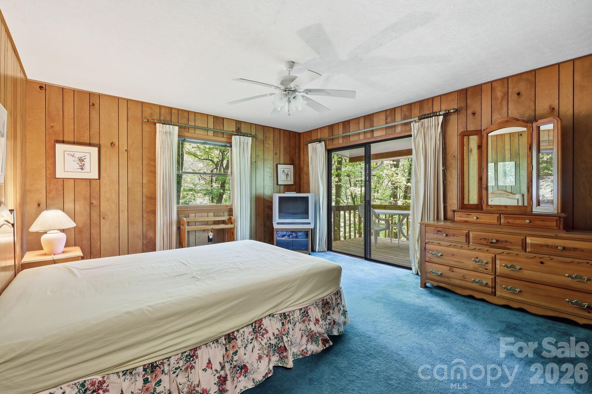 Dream Mountain - Residential