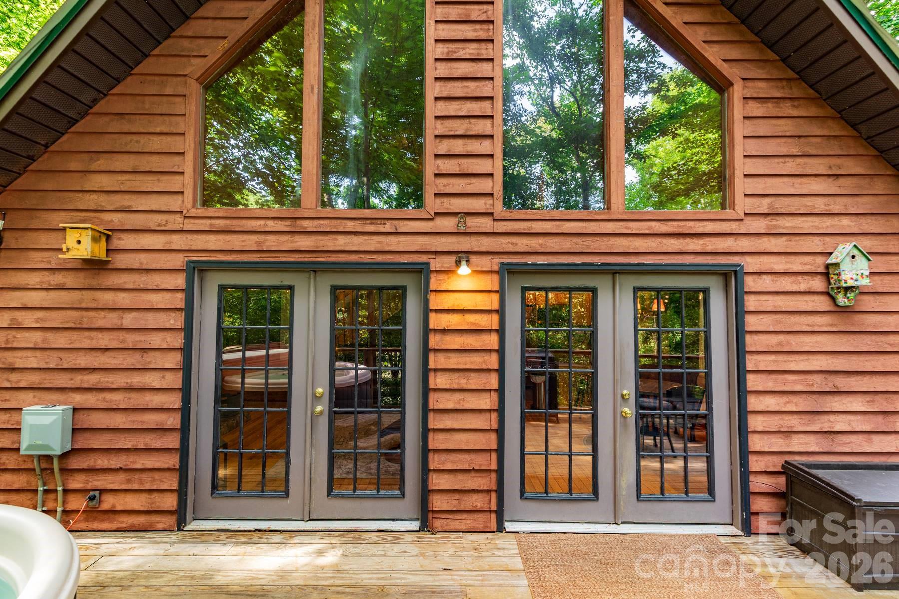 Eagles Nest - Residential