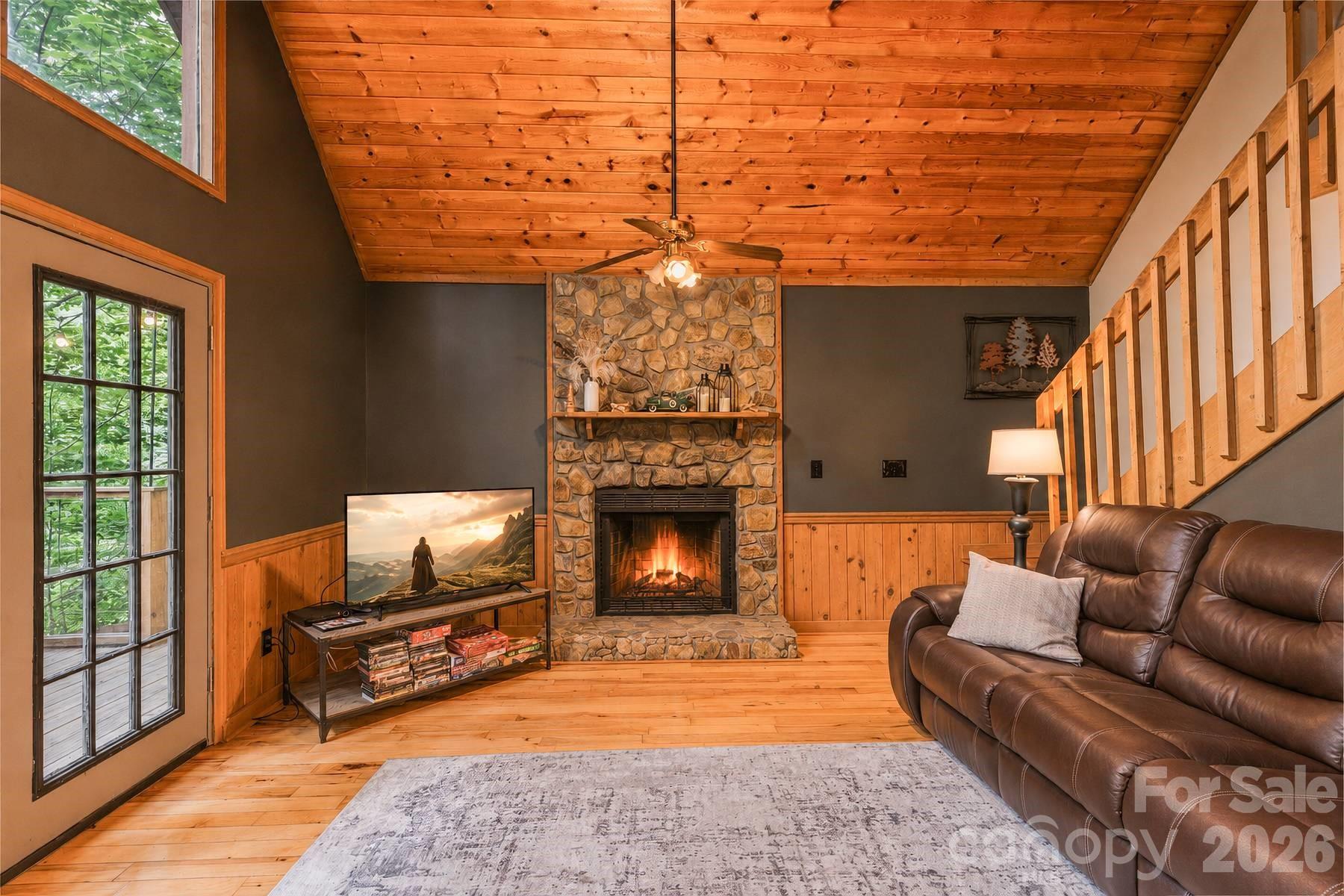 Eagles Nest - Residential