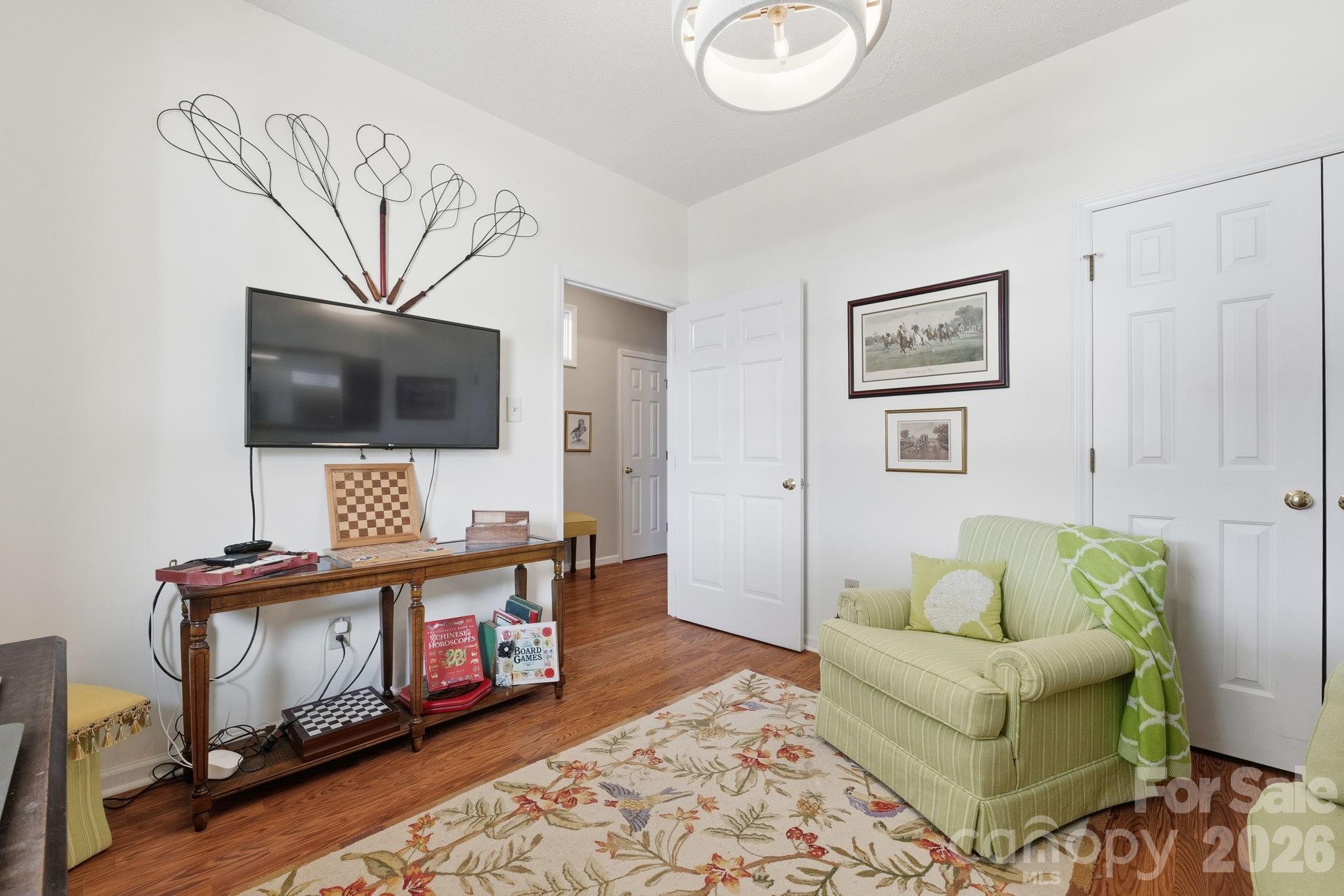 Twin Oaks - Residential