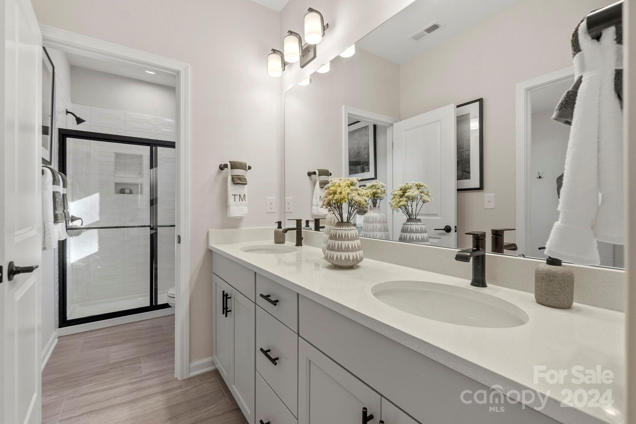 The Estates at Sugar Creek - Residential