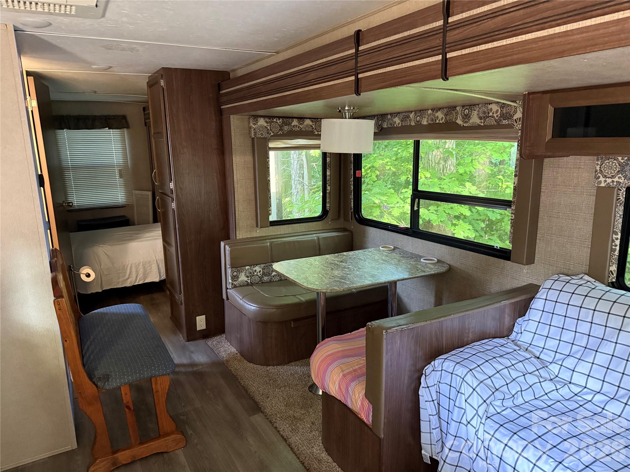 Twin Harbor - Residential