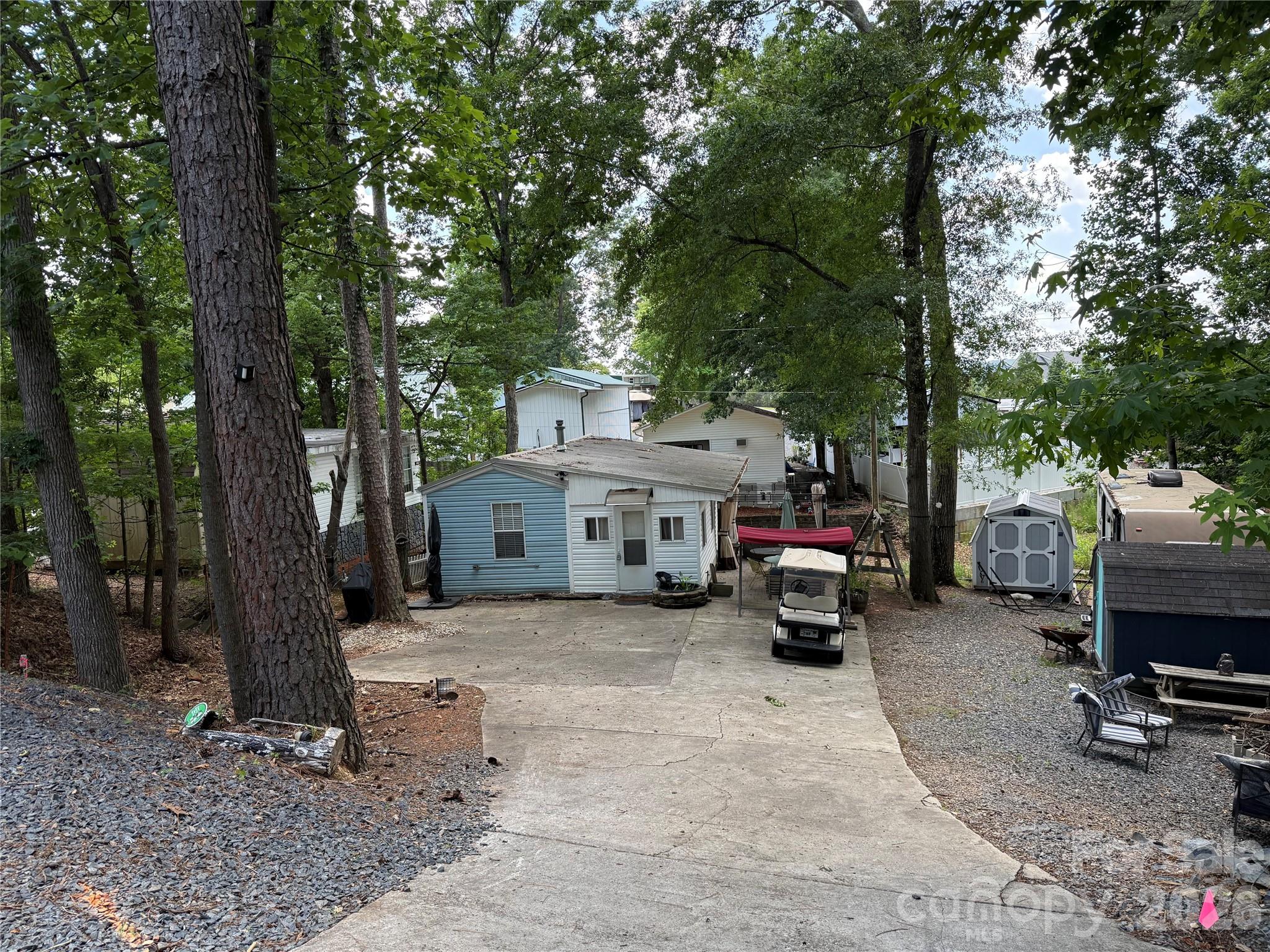 Twin Harbor - Residential