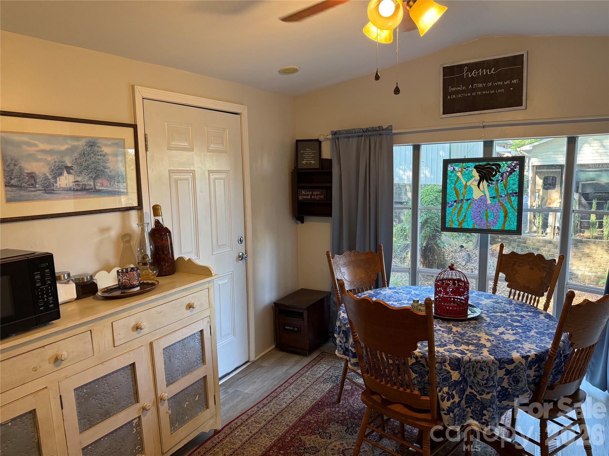 Twin Harbor - Residential