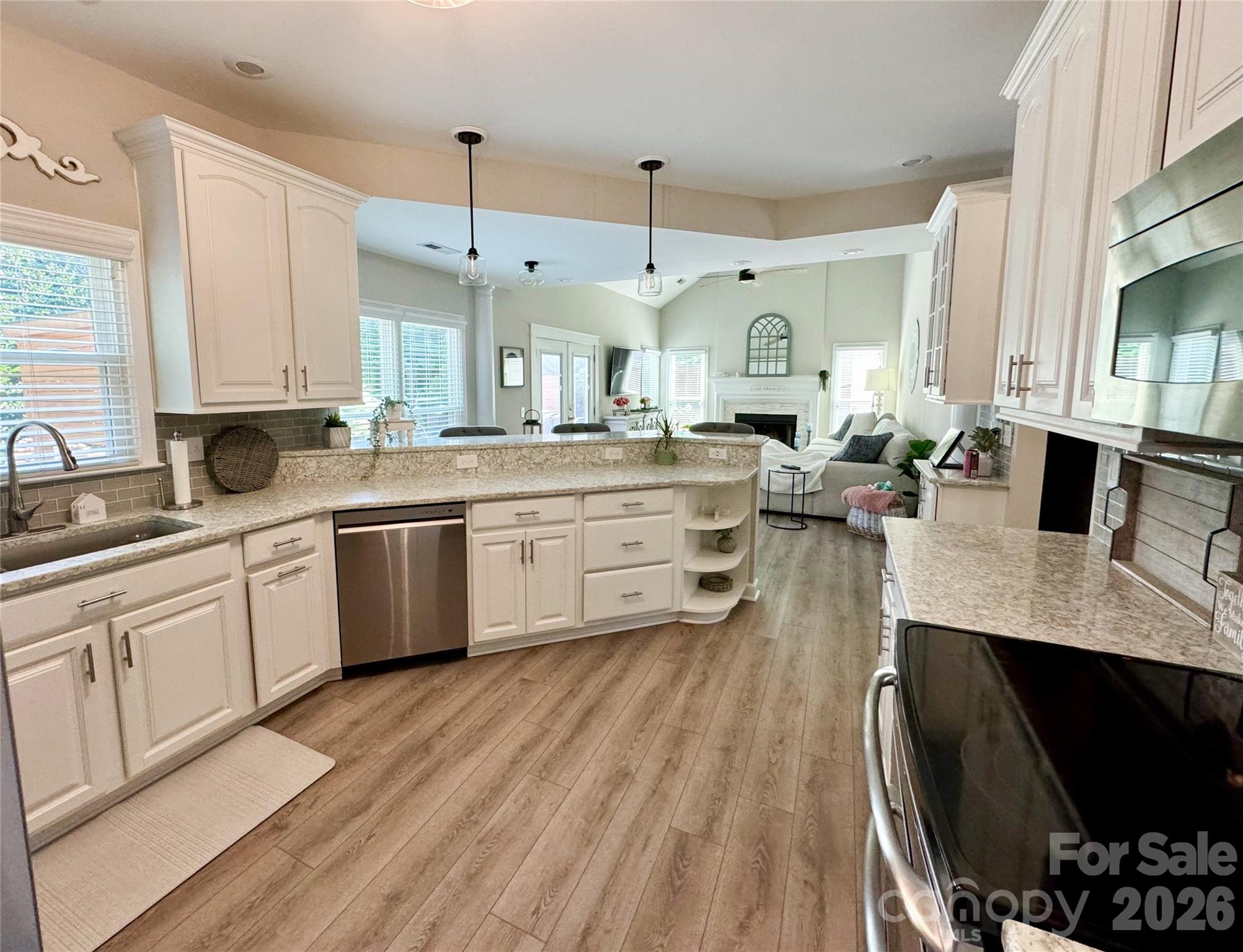 Blue Stone Harbor - Residential