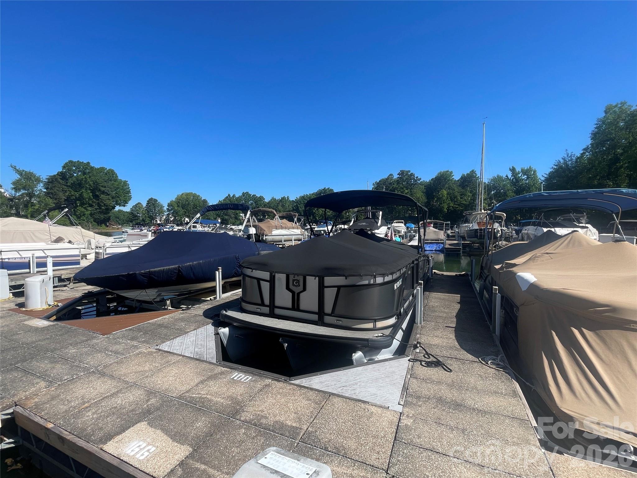 Blue Stone Harbor - Residential