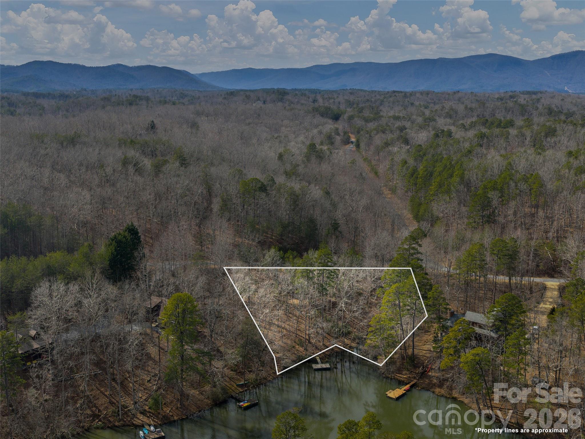 Lake Adger - Land