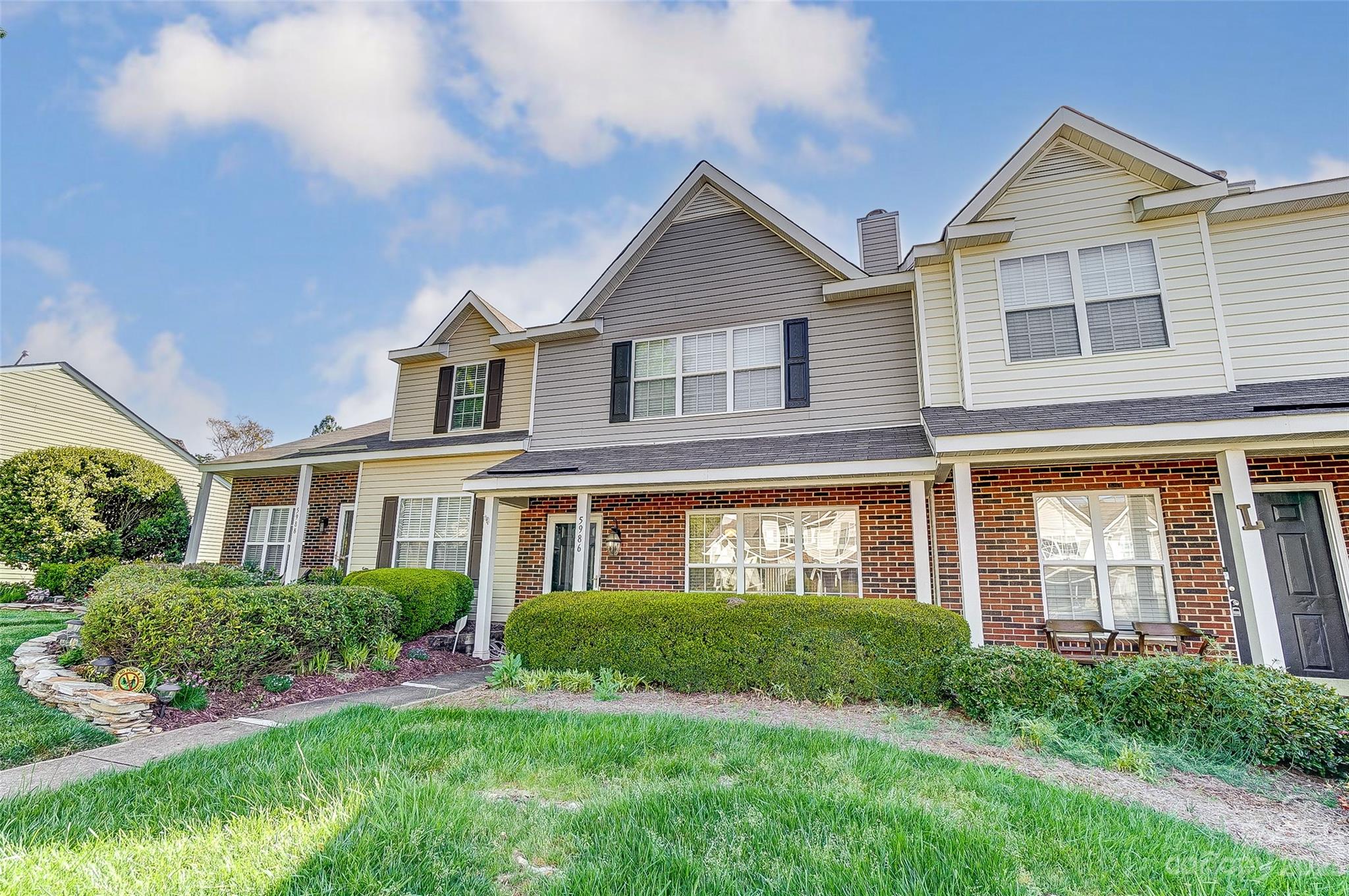 Great investor property! Tenant occupied. Step into this beautiful 2BR/2.5BA Townhome located in the Huntington Ridge community just minutes from I-485/I-85/I-77 and area shopping. Townhome has a cozy living room w/a gas fireplace and lots of windows to allow tons of natural light in. 
Kitchen features LVP floors, gray cabinets, and appliances w/ a spacious dining area w/ an island. 
Laundry closet and half bath are also on the main level. 
Upstairs you will enjoy the large primary bedroom w/ an oversized walk in closet and bathroom w/ dual vanity.
Guest bedroom is also very large with oversized closet and guest bathroom as well. Covered front porch and a back private patio with partial fencing. Attached Storage Building outside. Water, Sewer, Trash, Lawn Maintenance, and Exterior Maintenance included in HOA fees.