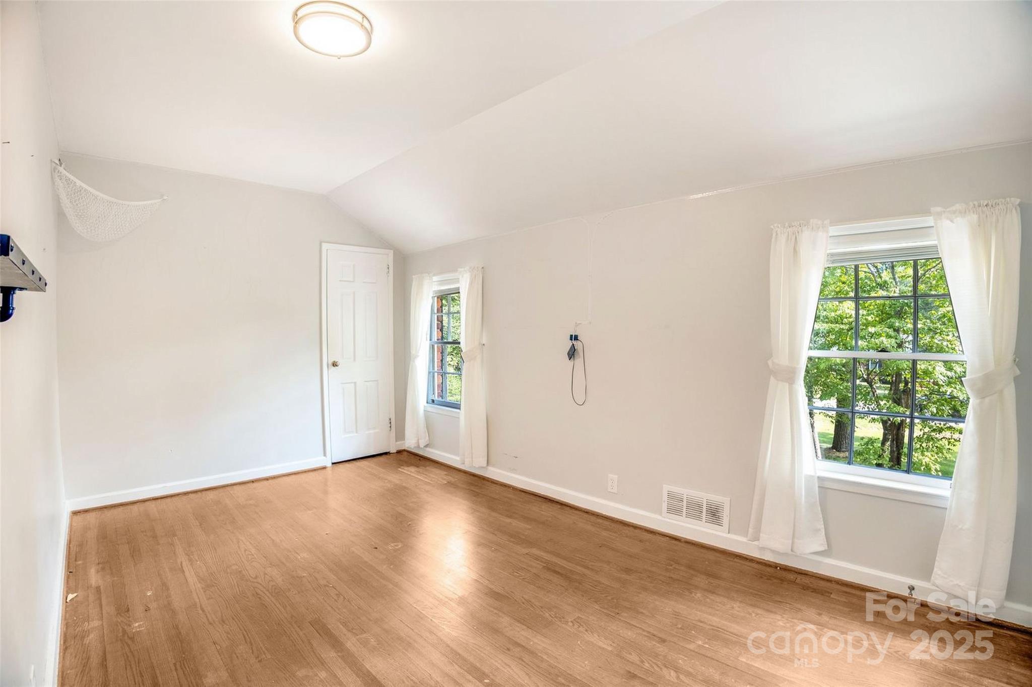 Forest Hills - Residential
