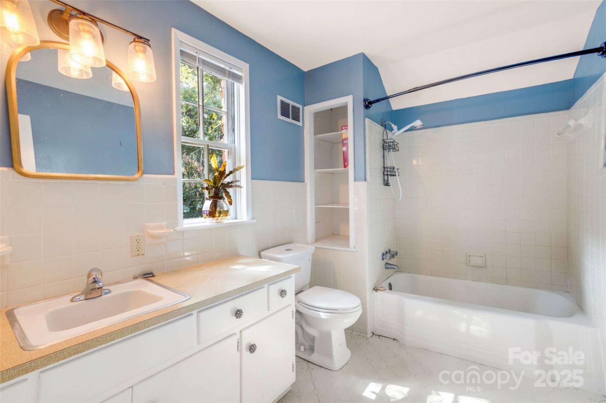 Forest Hills - Residential