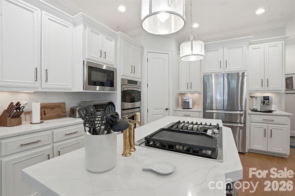 Twelve Oaks - Residential