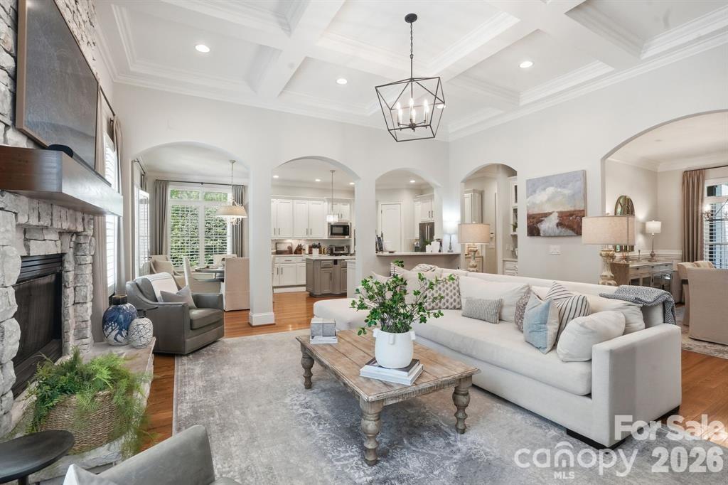 Twelve Oaks - Residential