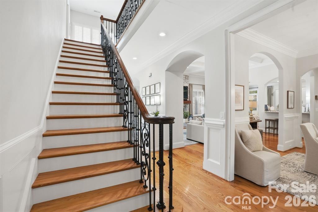 Twelve Oaks - Residential