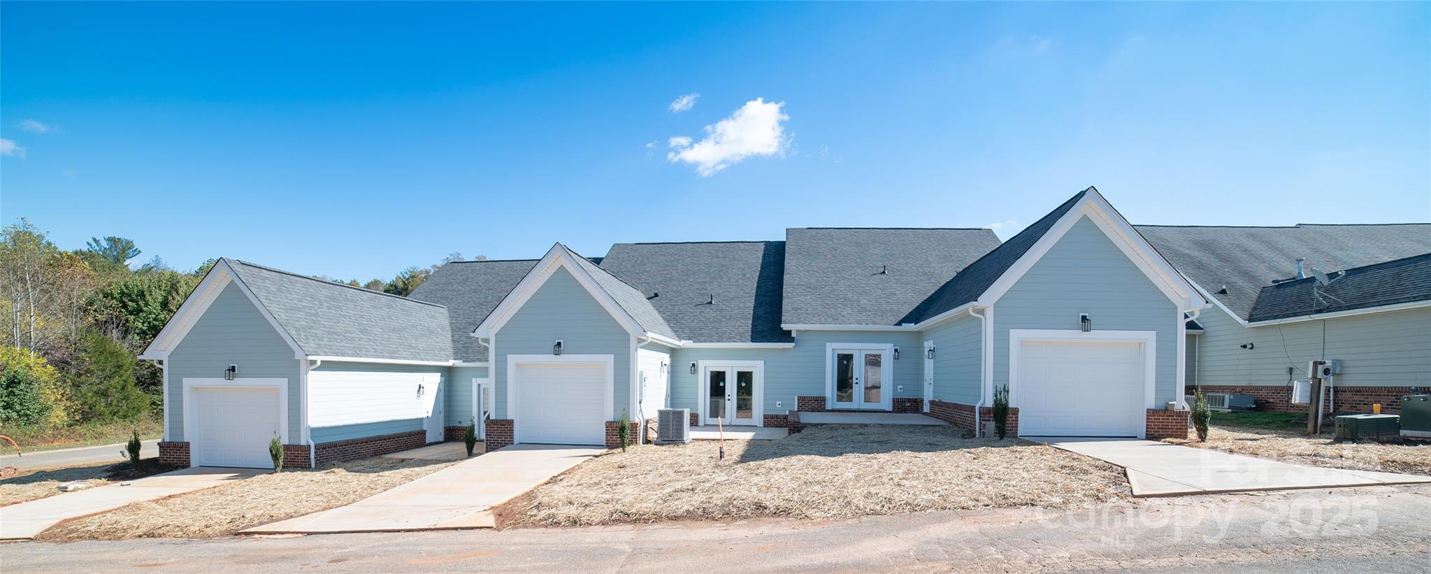 Henrys Glen - Residential