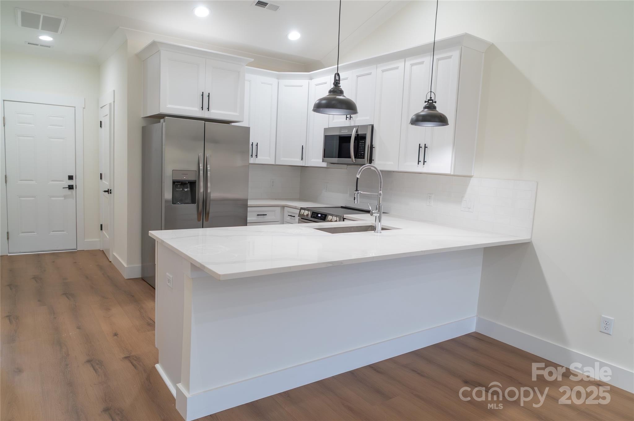 Henrys Glen - Residential