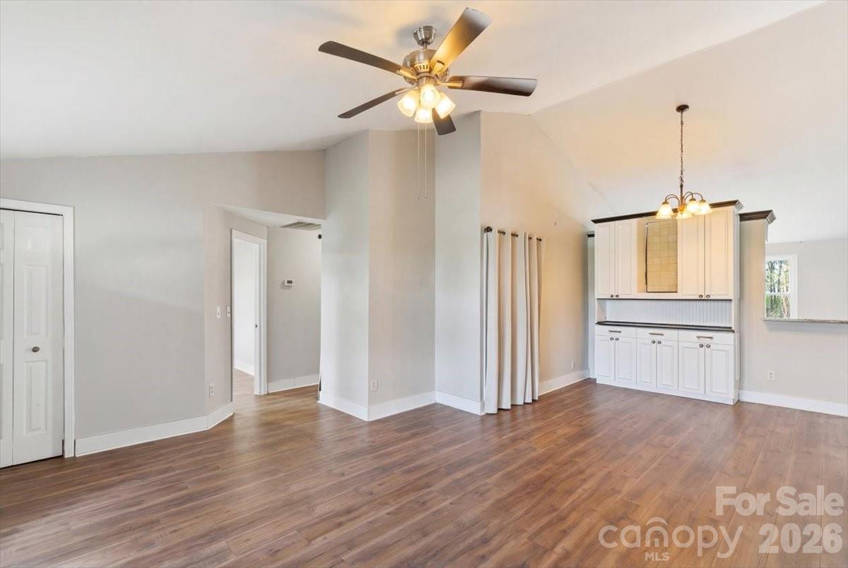 Twelve Oaks - Residential