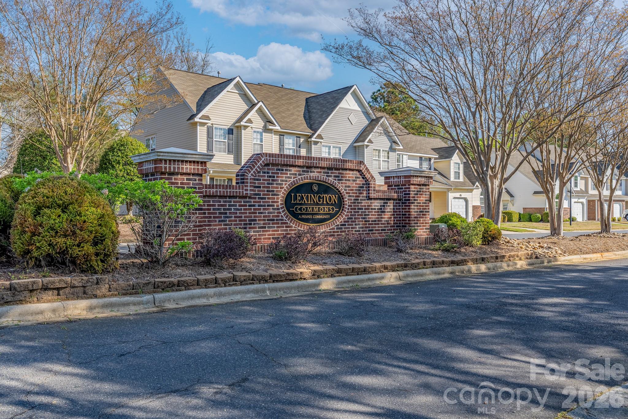Lexington Commons - Residential