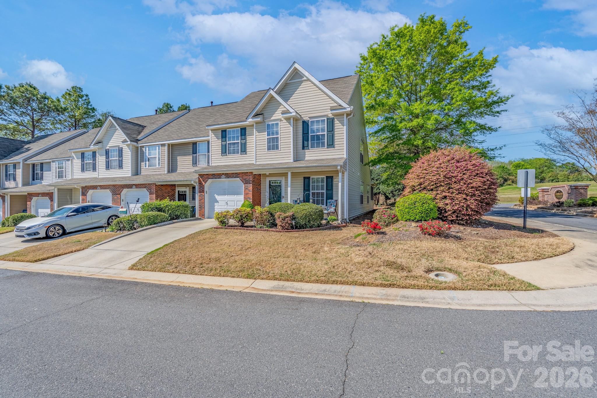 Lexington Commons - Residential