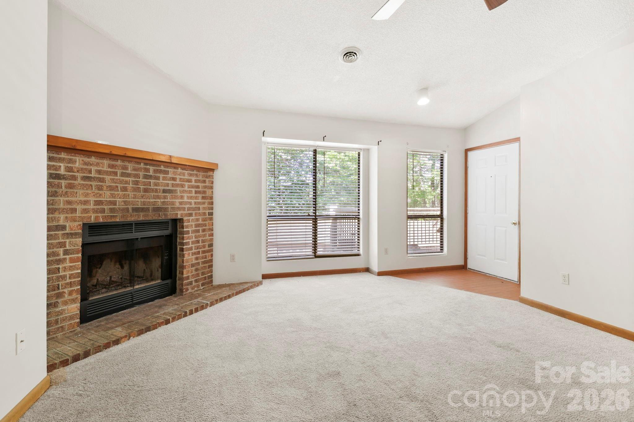 Ravencroft Condominiums - Residential