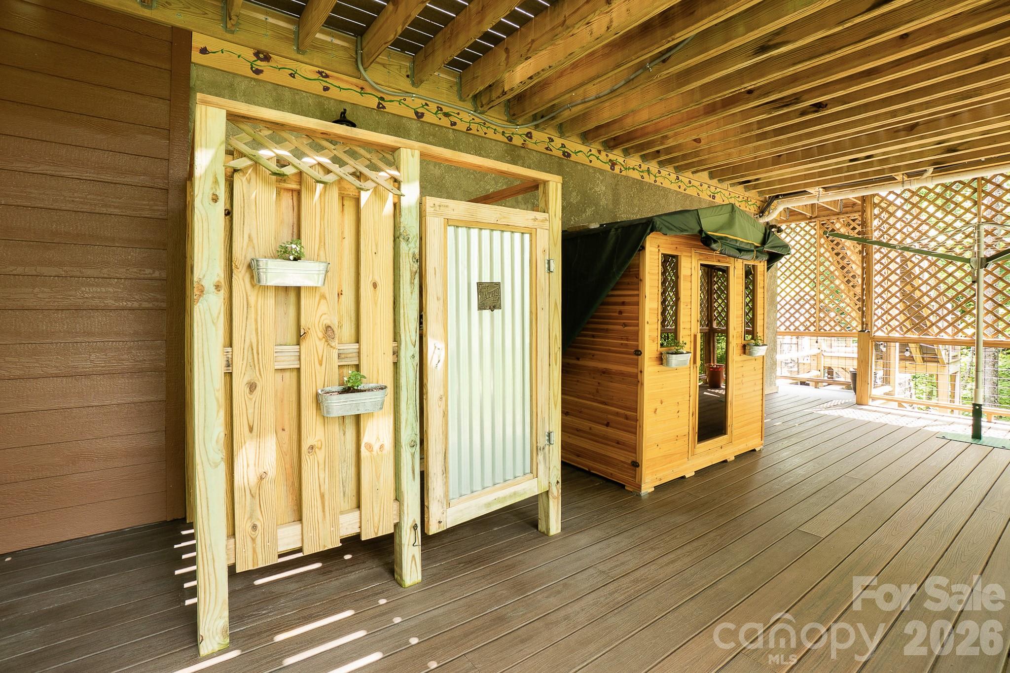 Meadow Creek - Residential