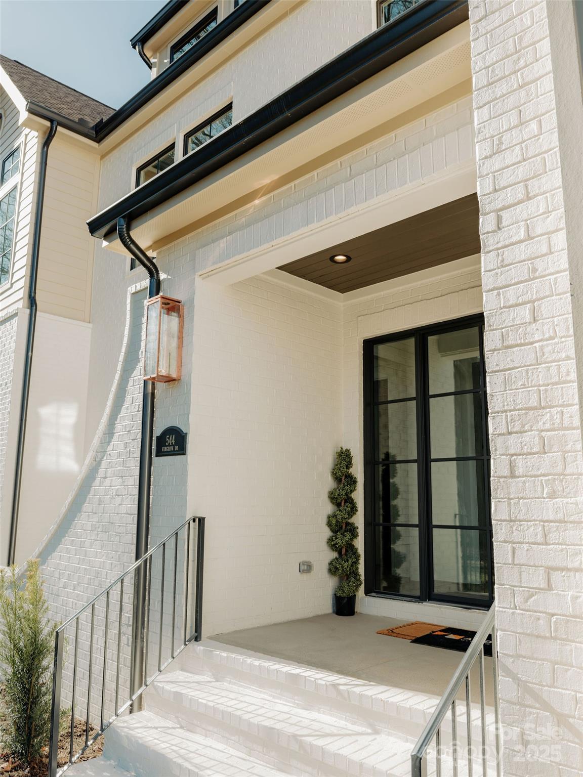 Lansdowne - Residential