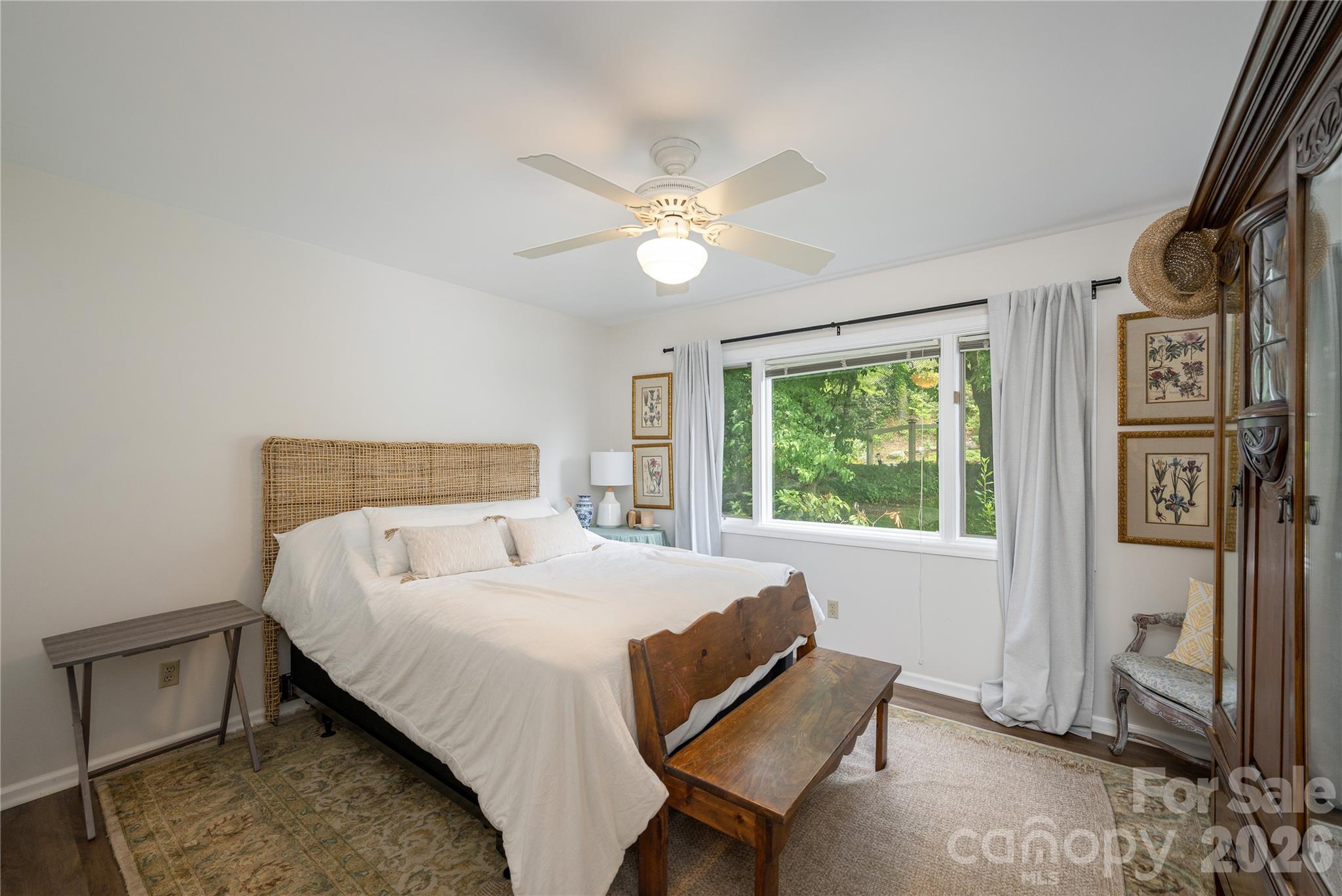 Deerlake Village - Residential