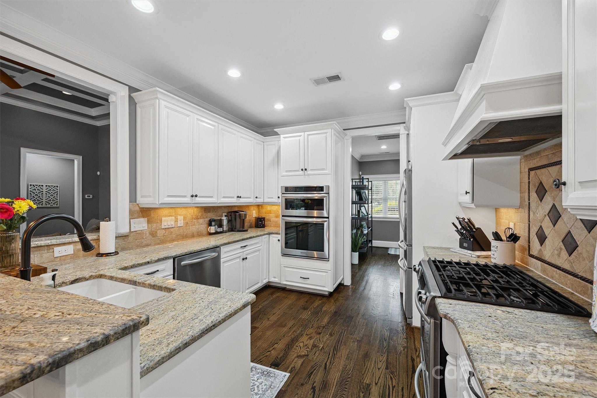 The Retreat At Sunset Ridge - Residential