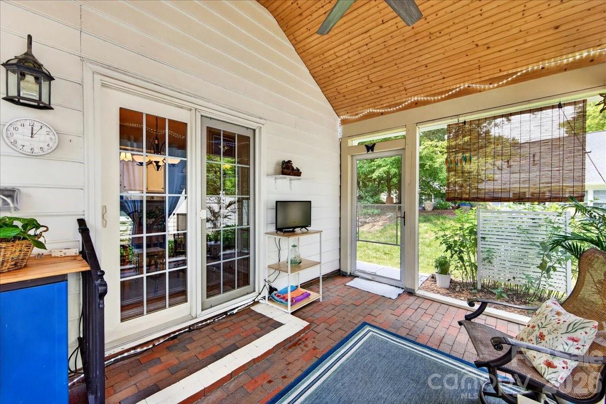 Candlewyck - Residential