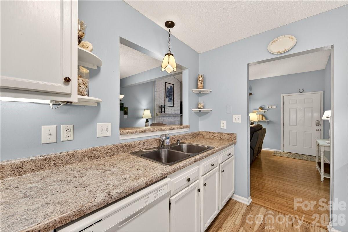 Candlewyck - Residential