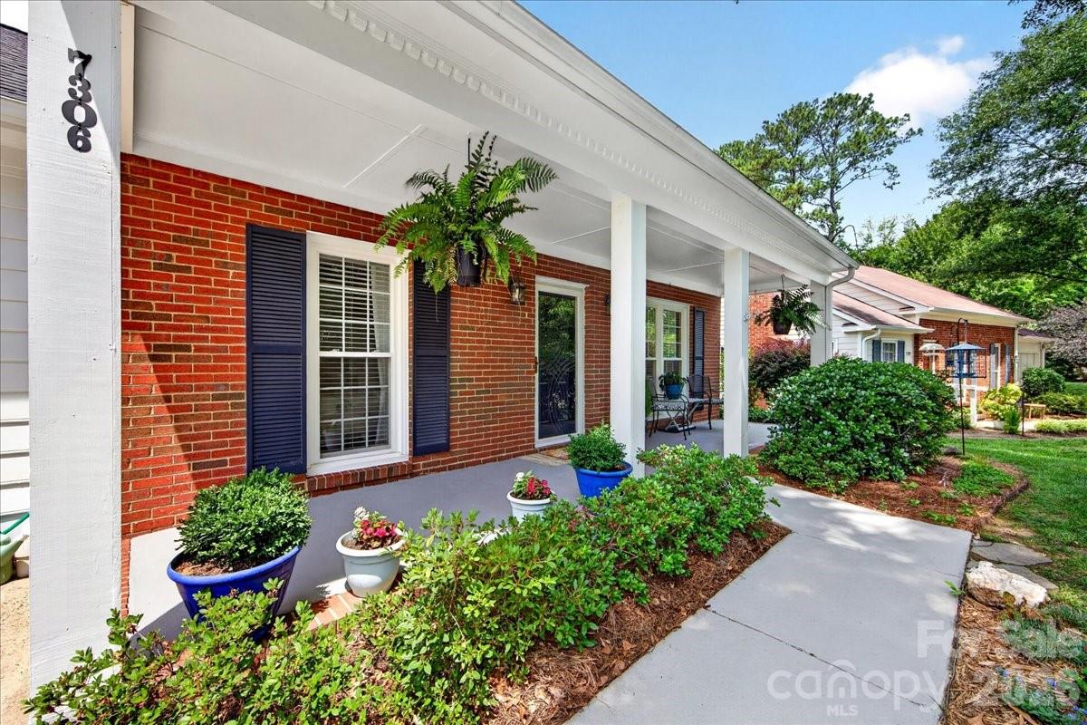 Candlewyck - Residential