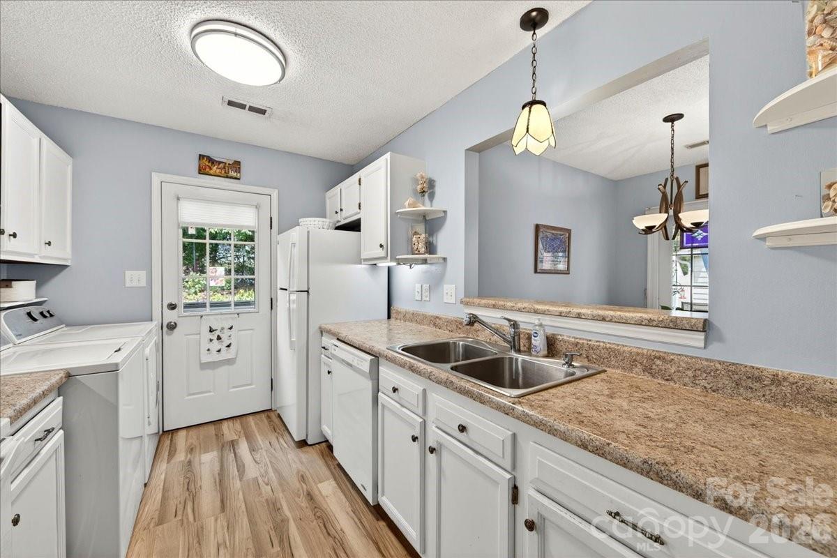 Candlewyck - Residential