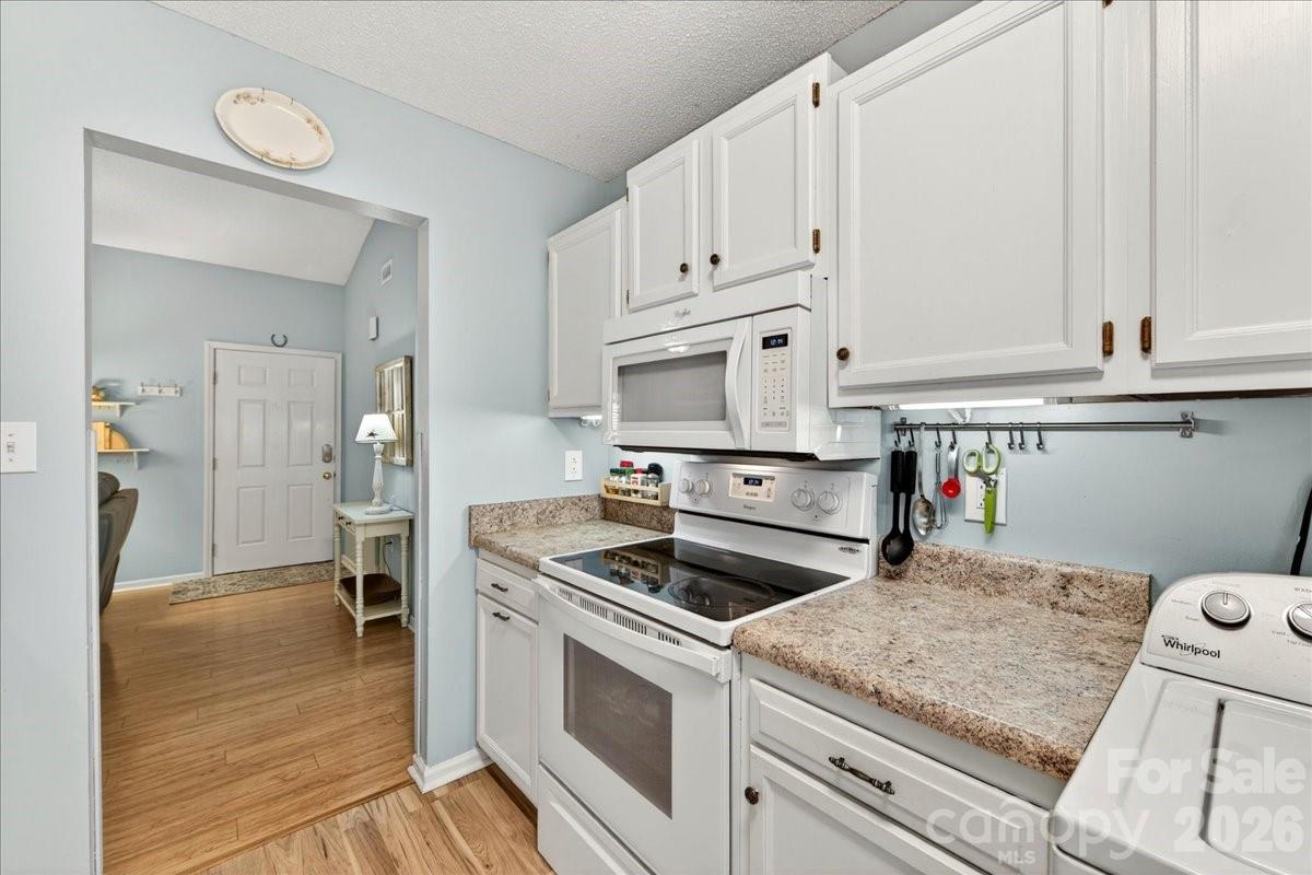Candlewyck - Residential